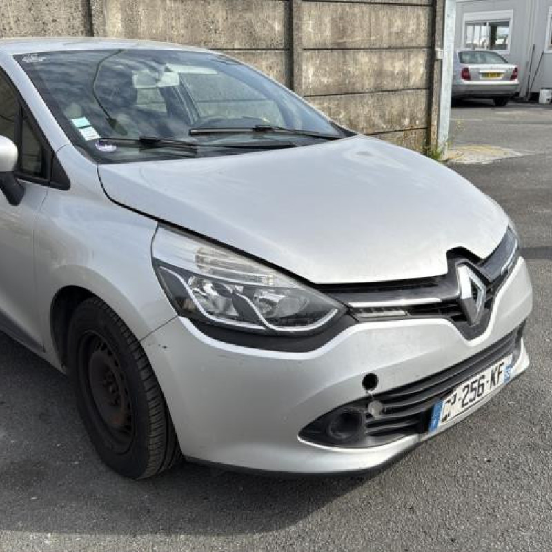 Plage arriere RENAULT CLIO 4 Photo n°6