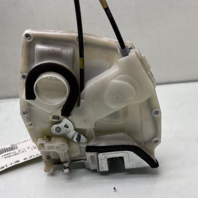 Serrure arriere droit SUZUKI SWIFT 3 Photo n°3