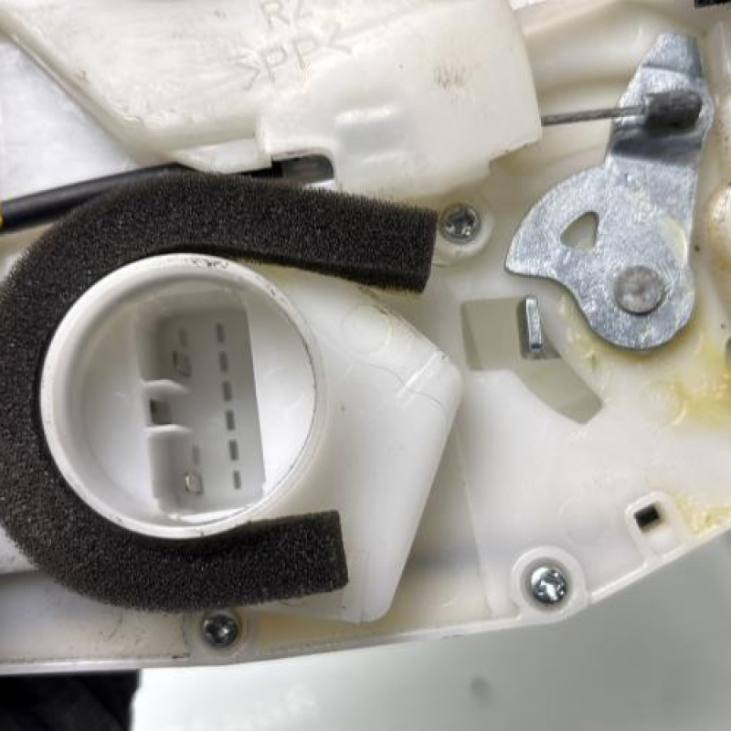 Serrure arriere droit SUZUKI SWIFT 3 Photo n°5