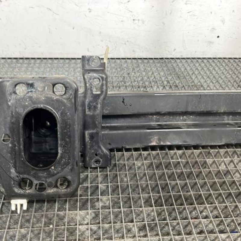 Renfort pare choc avant (traverse) FORD FIESTA 6 Photo n°4