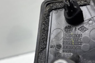 Poignee porte arriere droit RENAULT CLIO 4