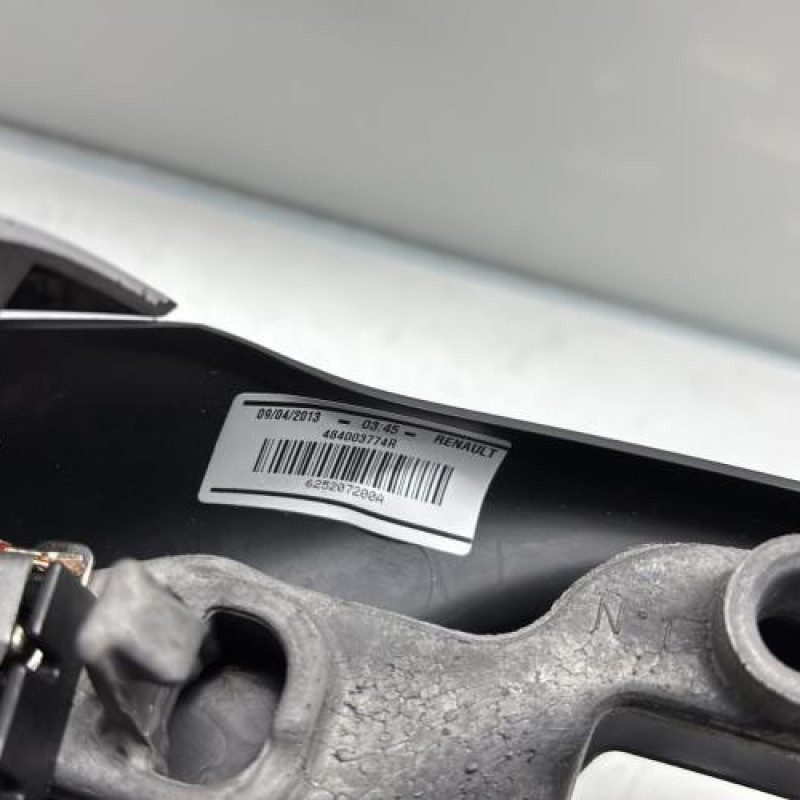 Volant RENAULT CLIO 4 Photo n°7