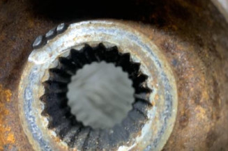 Pivot de moyeu avant gauche RENAULT CLIO 4