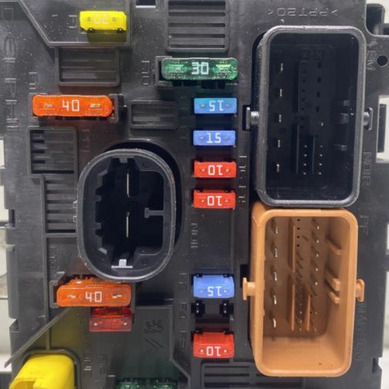 Boitier servitude moteur (BSM) CITROEN C2 Photo n°2