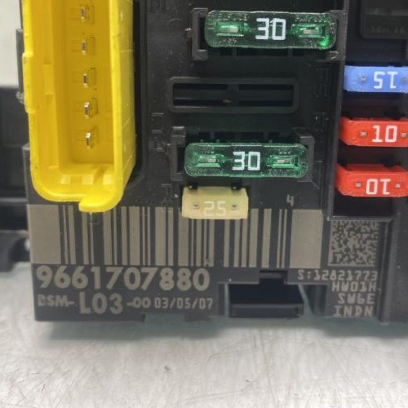 Boitier servitude moteur (BSM) CITROEN C2 Photo n°4