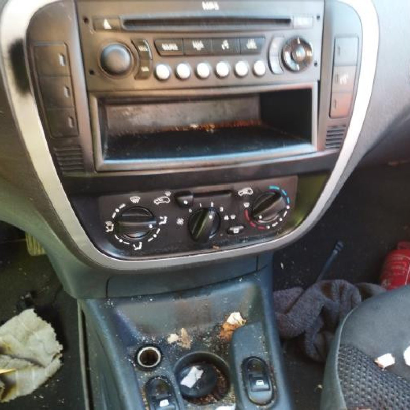 Boitier servitude moteur (BSM) CITROEN C2 Photo n°19