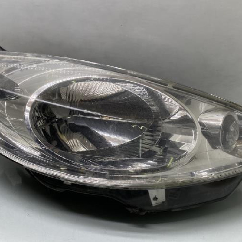 Optique avant principal droit (feux)(phare) PEUGEOT 1007 Photo n°1