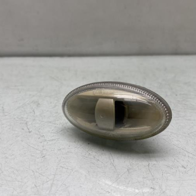 Repetiteur clignotant avant droit  (Feux) PEUGEOT 1007 Photo n°1