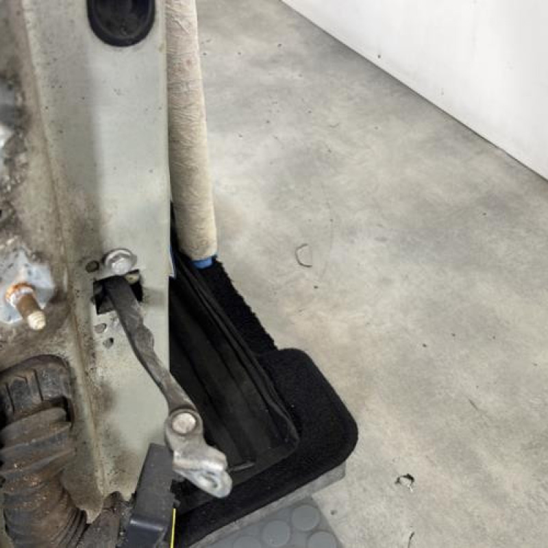 Porte avant droit RENAULT LAGUNA 2 Photo n°2