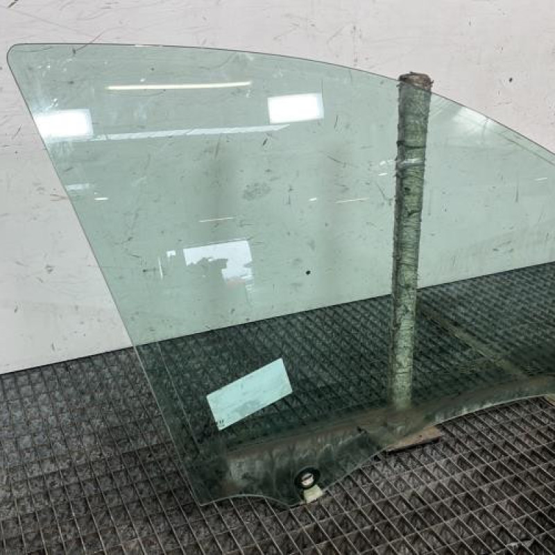 Vitre avant droit RENAULT LAGUNA 2 Photo n°3