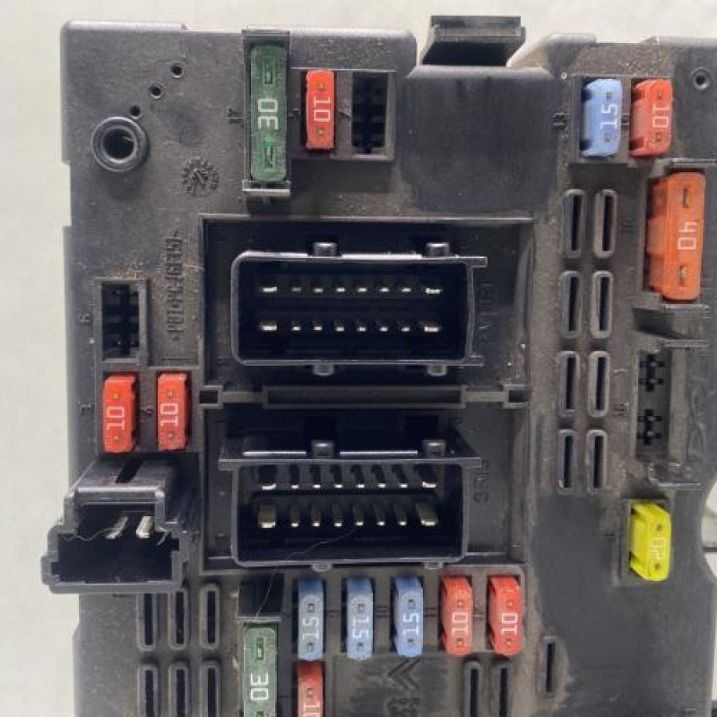 Boitier servitude moteur (BSM) PEUGEOT 206 Photo n°3