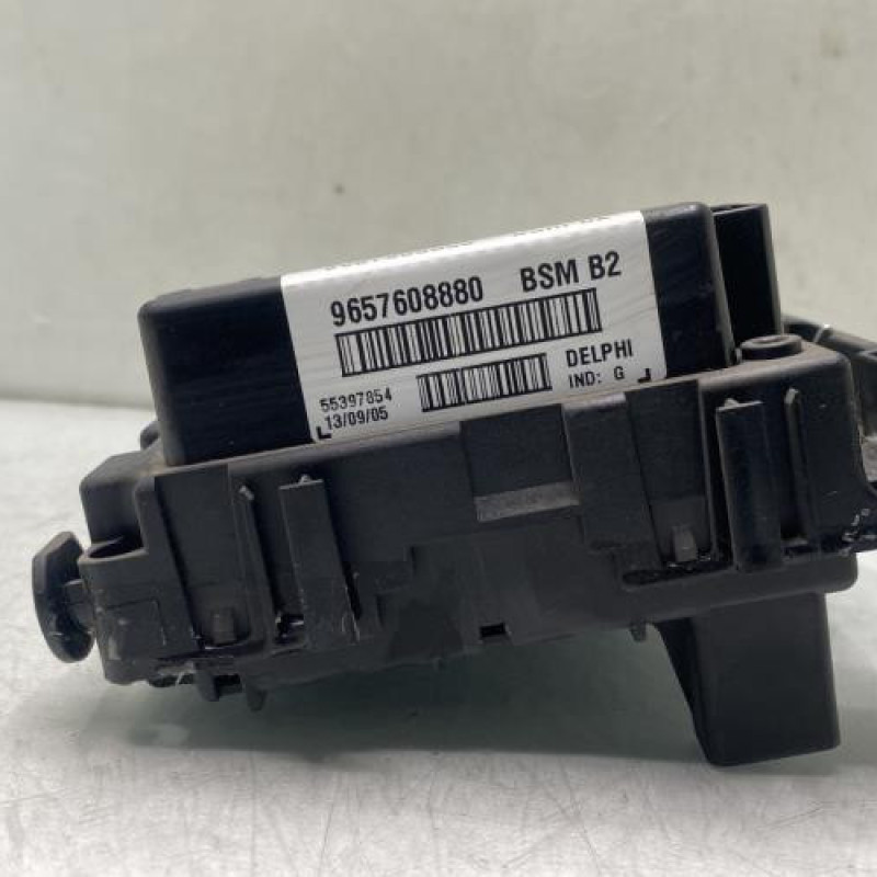 Boitier servitude moteur (BSM) PEUGEOT 206 Photo n°5