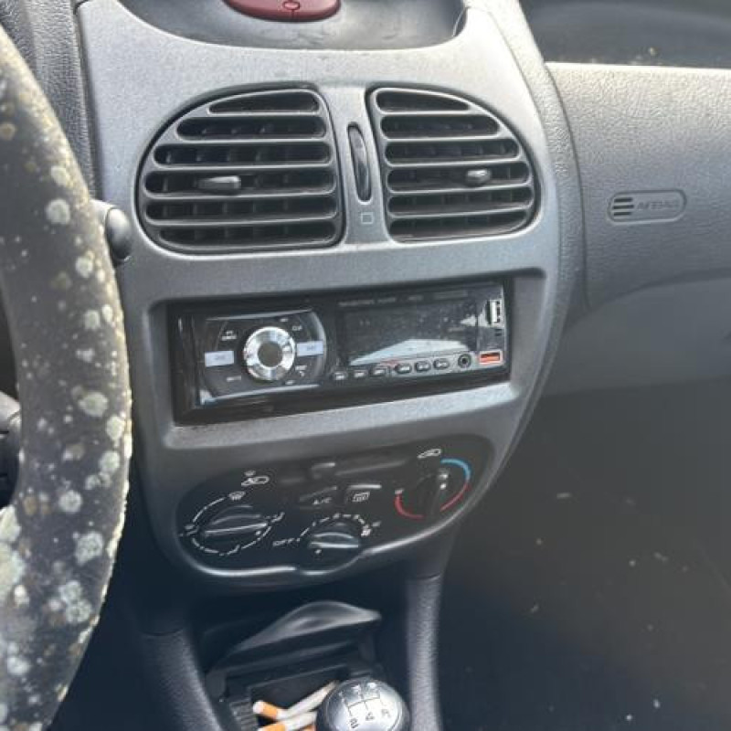 Boitier servitude moteur (BSM) PEUGEOT 206 Photo n°20