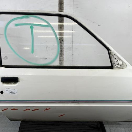 Porte avant droit PEUGEOT 205 Photo n°1