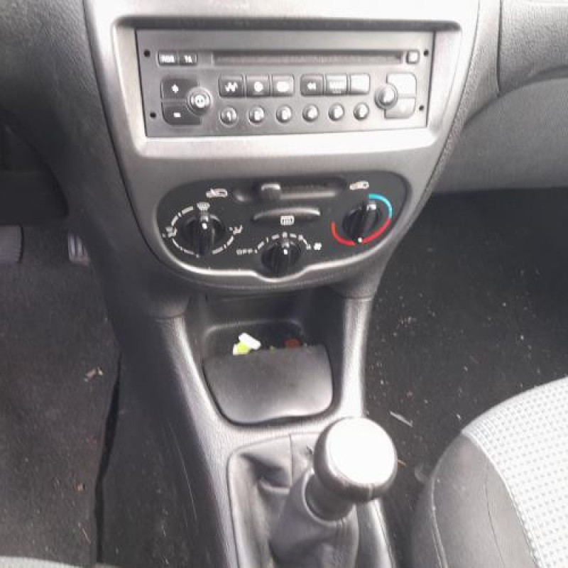 Boitier servitude moteur (BSM) PEUGEOT 206 Photo n°11