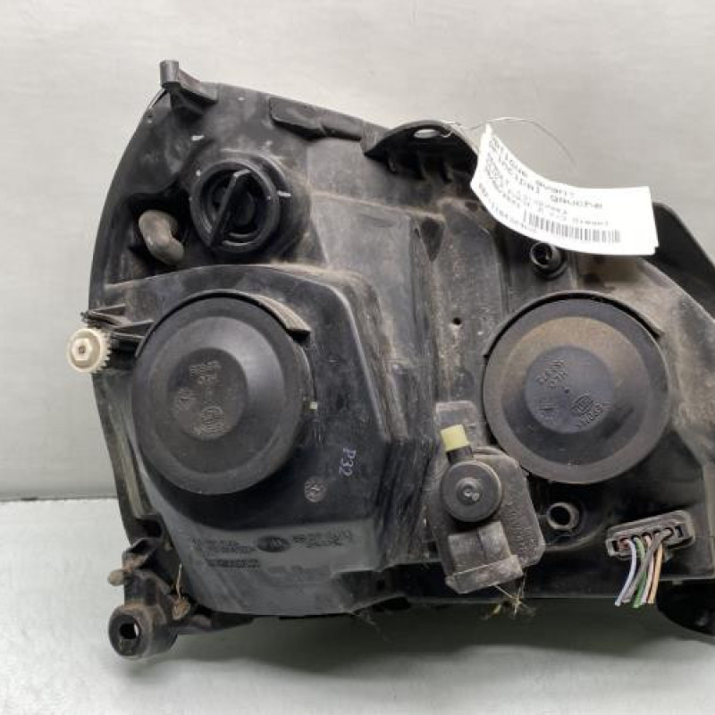 Optique avant principal gauche (feux)(phare) RENAULT CLIO 2 Photo n°4