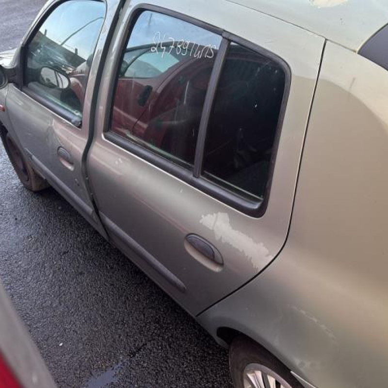 Optique avant principal gauche (feux)(phare) RENAULT CLIO 2 Photo n°10