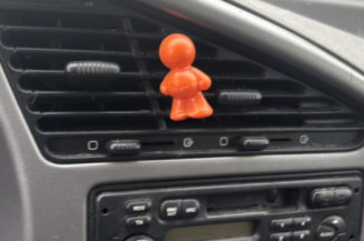 Pompe de direction PEUGEOT PARTNER 1