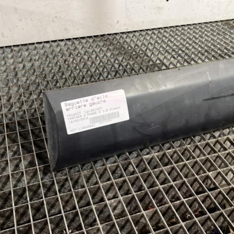 Baguette d'aile arrière gauche PEUGEOT PARTNER 2 Photo n°2