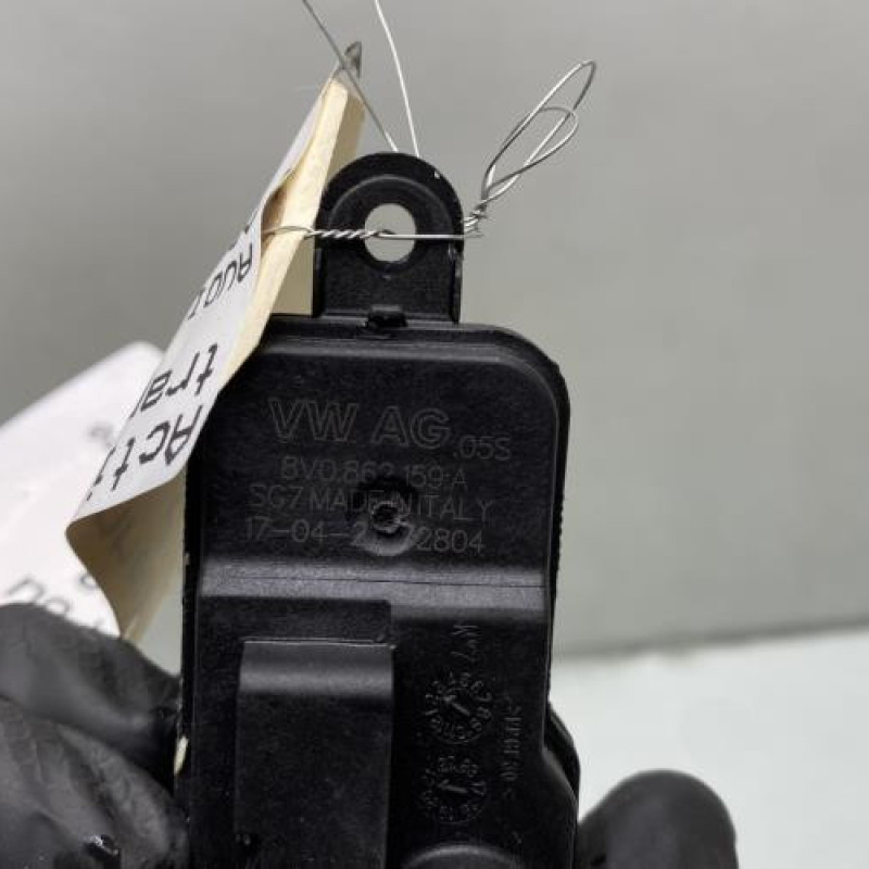 Actionneur verrou trappe d'essence AUDI A3 4 Photo n°3