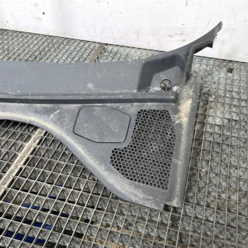 Baie de pare brise AUDI A3 4 Photo n°3