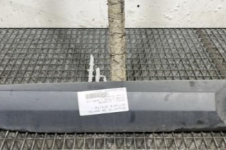 Baguette d'aile arrière droite RENAULT MEGANE 3 Photo n°1