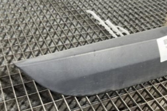 Baguette d'aile arrière droite RENAULT MEGANE 3