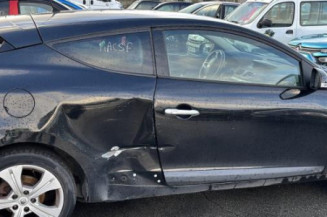 Baguette d'aile arrière droite RENAULT MEGANE 3