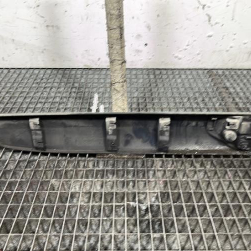 Baguette d'aile arrière gauche RENAULT MEGANE 3 Photo n°4