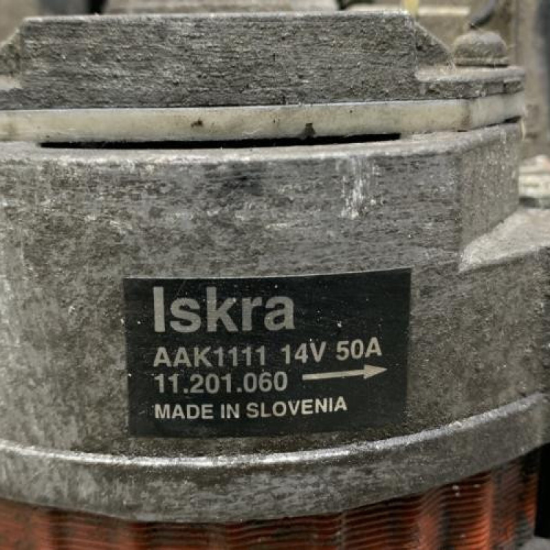 Alternateur PEUGEOT 205 Photo n°1