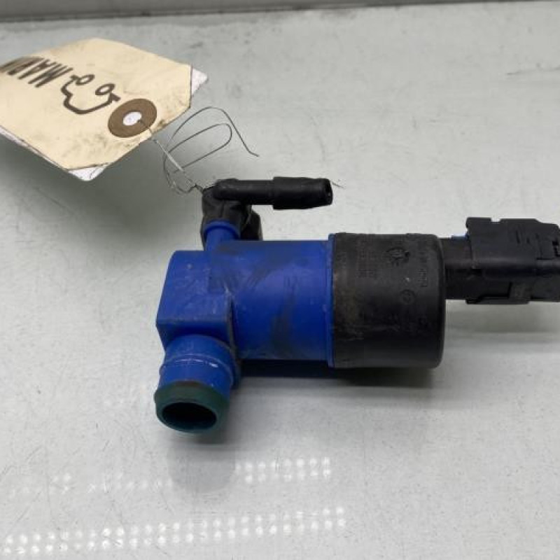 Pompe lave glace avant RENAULT TWINGO 3 Photo n°3