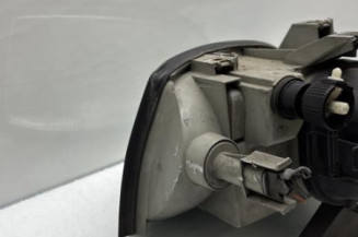 Optique avant principal gauche (feux)(phare) RENAULT CLIO 1