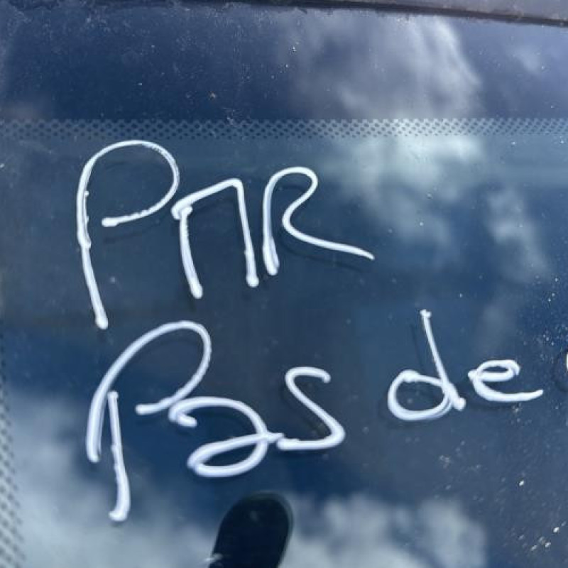 Pare choc avant FIAT DOBLO 1 Photo n°18