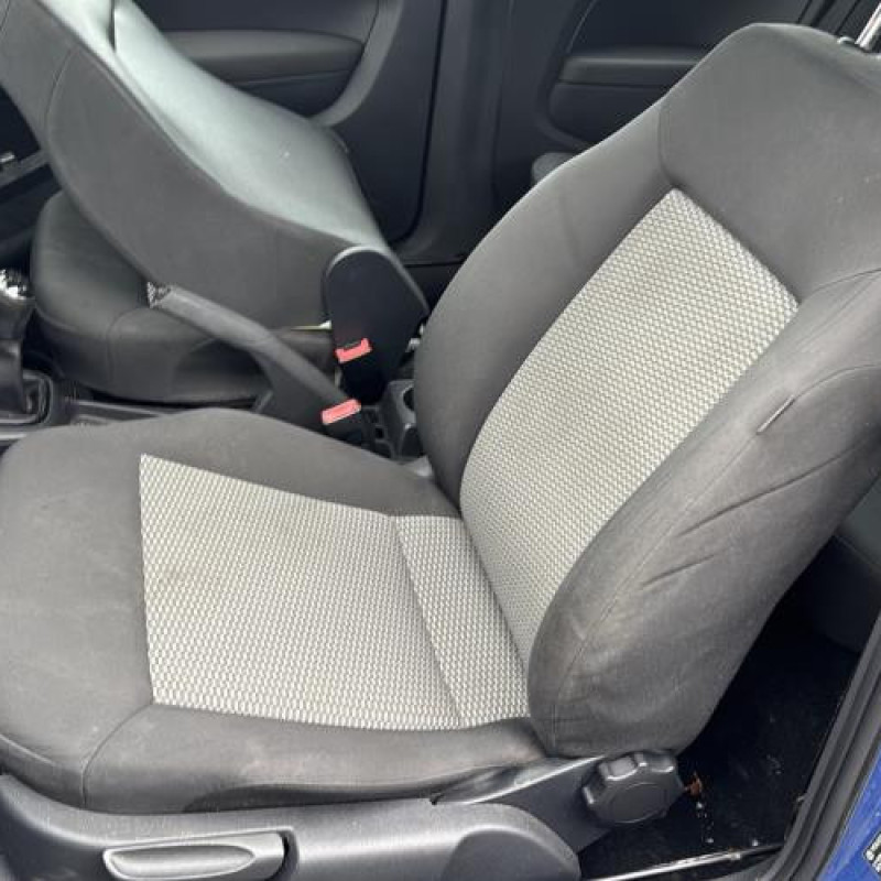 Poignee porte avant droit VOLKSWAGEN POLO 5 Photo n°16