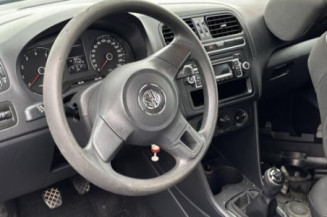 Poignee porte avant droit VOLKSWAGEN POLO 5