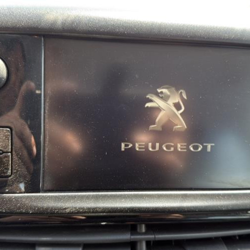 Attache ceinture arriere droit PEUGEOT 208 1 Photo n°20