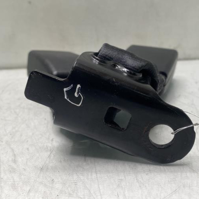 Attache ceinture arriere gauche PEUGEOT 208 1 Photo n°3