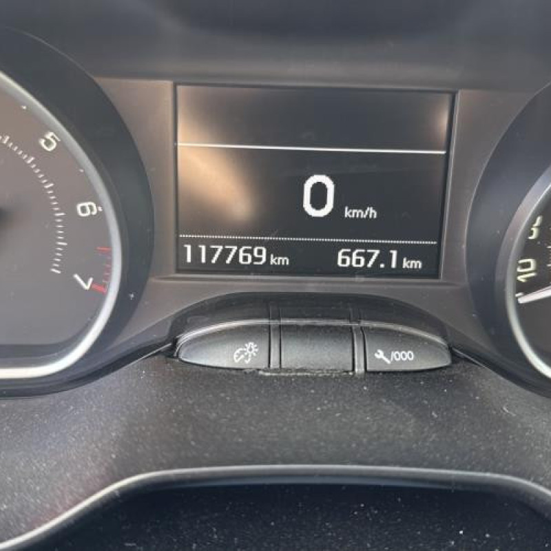 Moteur PEUGEOT 208 1 Photo n°18