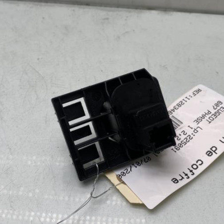 Bouton de coffre PEUGEOT 607