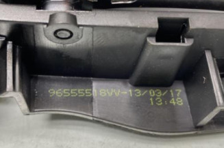 Poignee interieur avant gauche PEUGEOT 208 1