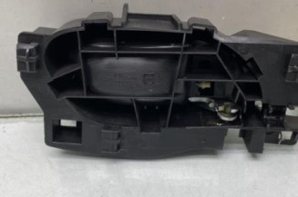 Poignee interieur avant gauche PEUGEOT 208 1