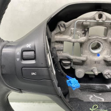 Volant PEUGEOT 208 1