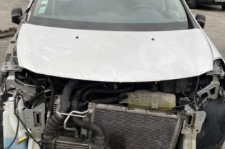 Pivot de moyeu avant gauche RENAULT CLIO 3