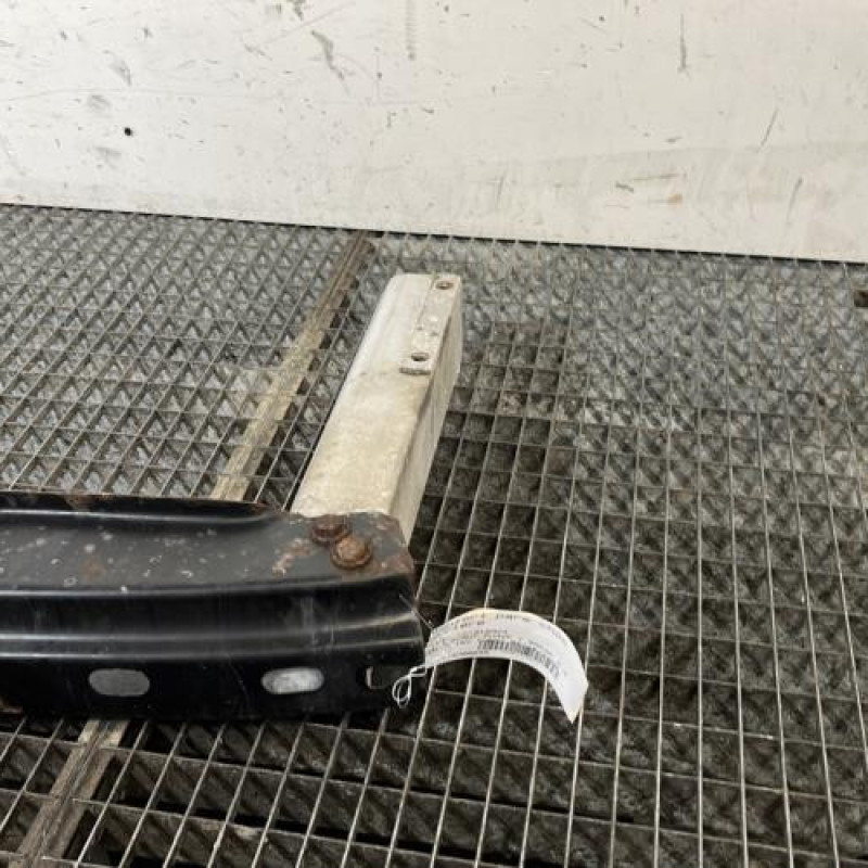 Renfort pare choc arriere (traverse) AUDI A4 3 Photo n°3