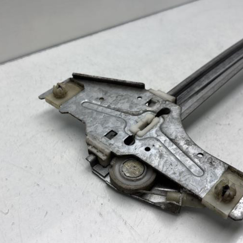 Leve vitre electrique avant gauche PEUGEOT 307 Photo n°6