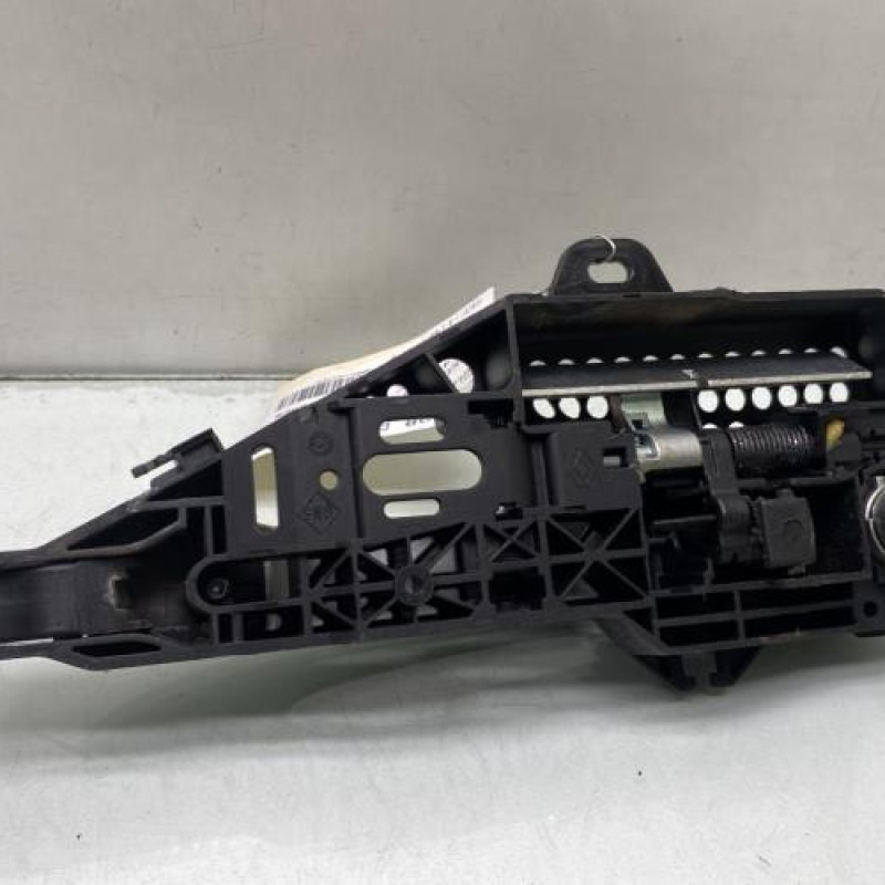 Poignee porte avant gauche RENAULT CLIO 4 Photo n°3