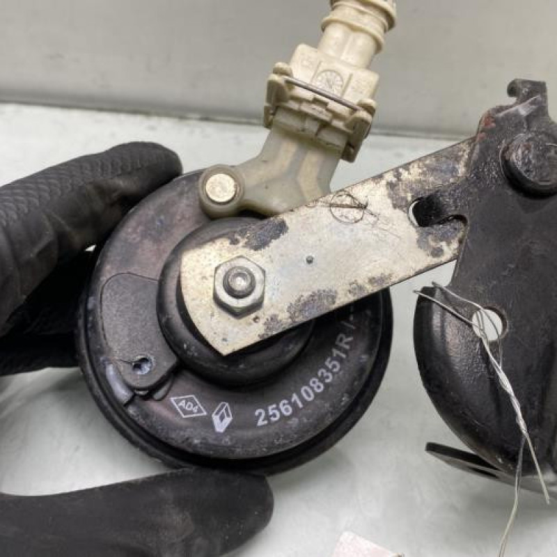 Avertisseur/Klaxon RENAULT CLIO 4 Photo n°3