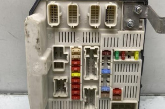 Boitier USM  RENAULT SCENIC 2 Photo n°1