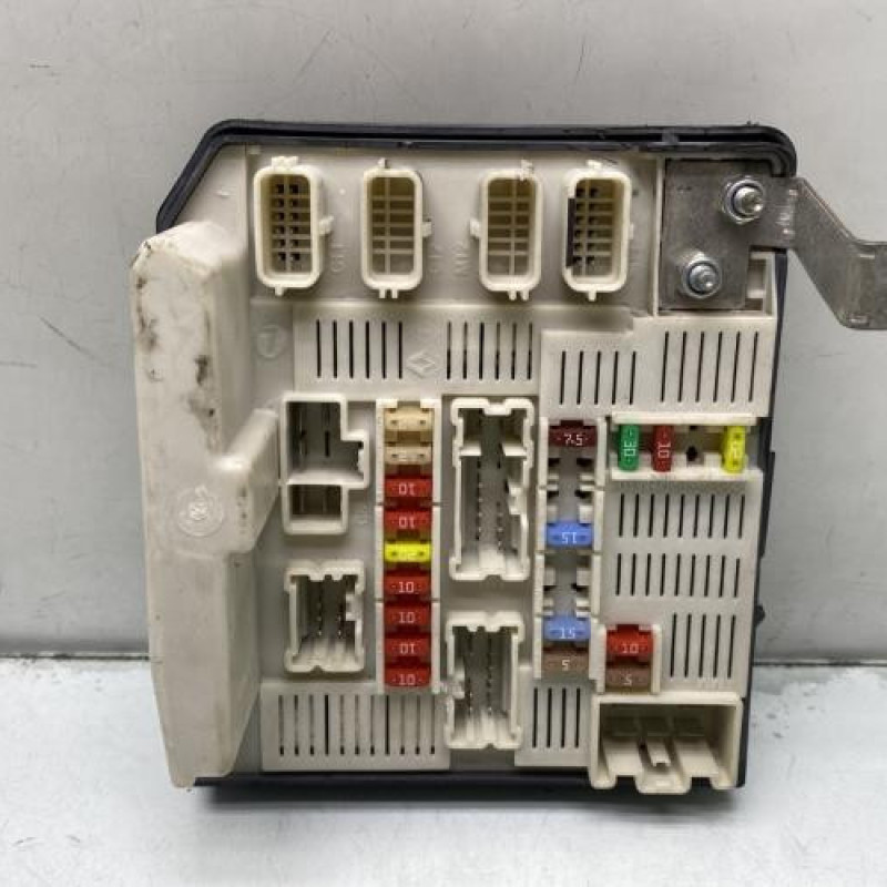 Boitier USM  RENAULT SCENIC 2 Photo n°1