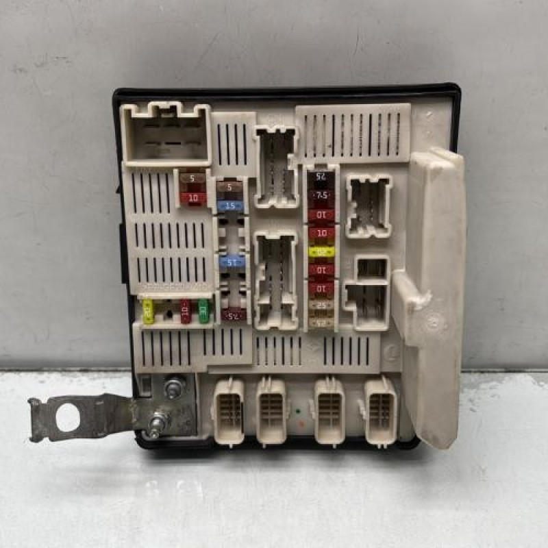 Boitier USM  RENAULT MEGANE 2 Photo n°1